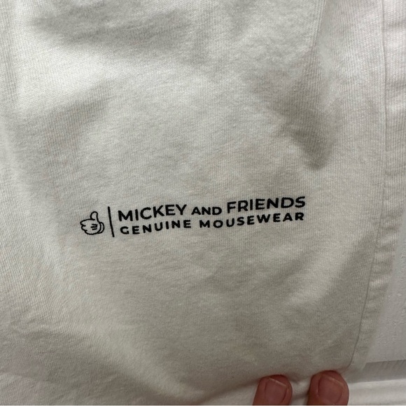 Disney Parks Mickey Mousewear Street Style White T-Shirt Size small - Picture 5 of 5